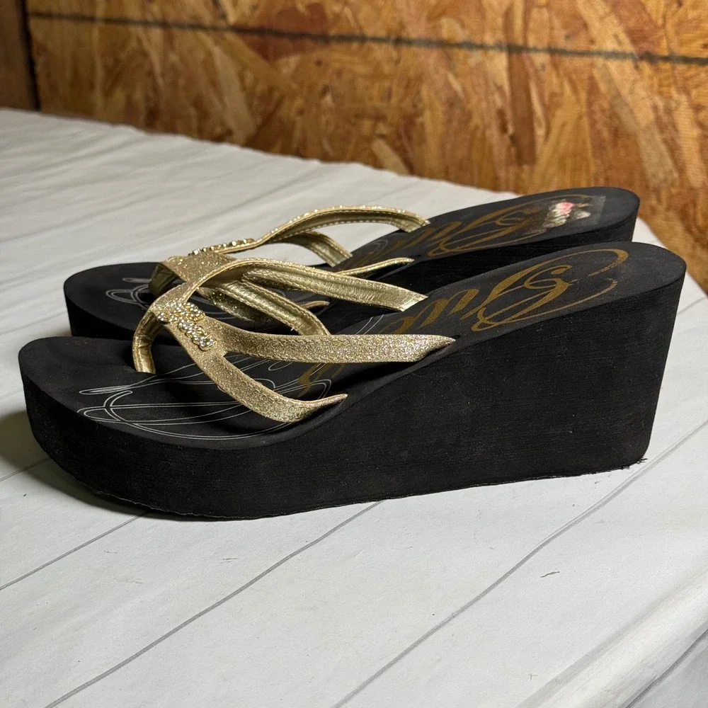 GUESS Y2K Wedges Platform Flip Flops Rhinestone Logo Preppy Glam Sandals 8.5/9
